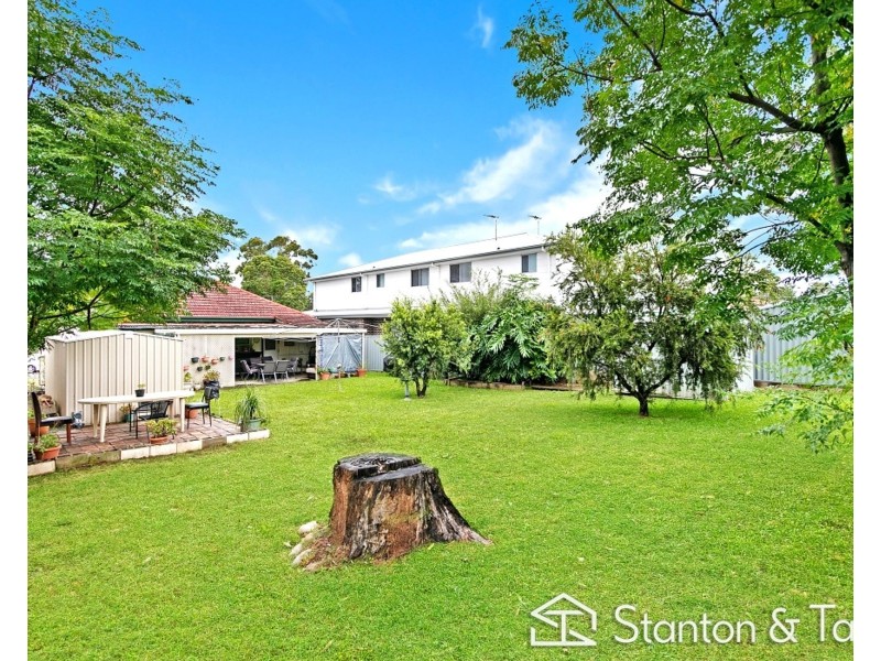 15 Guildford Road, Cambridge Park NSW 2747