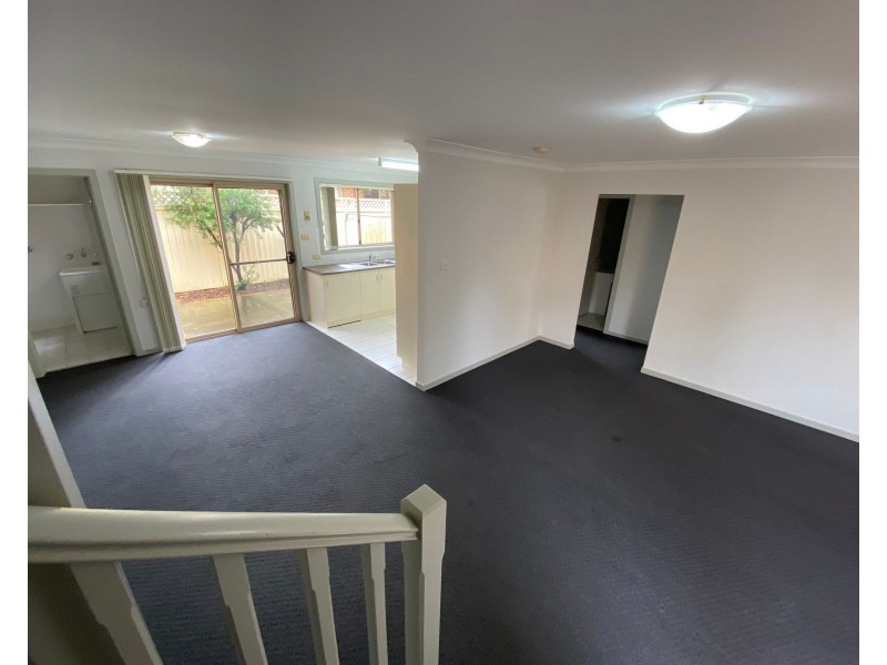 2/41-43 Jamison Road, Kingswood NSW 2340