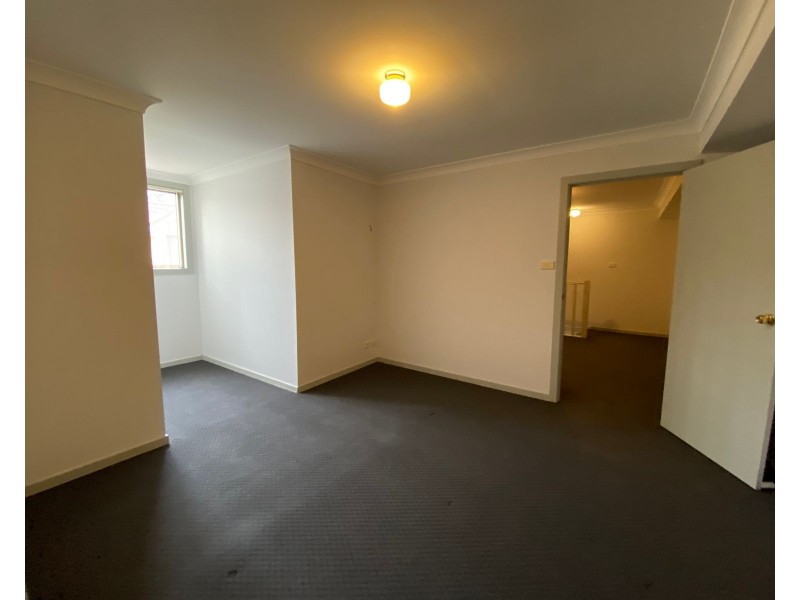 2/41-43 Jamison Road, Kingswood NSW 2340