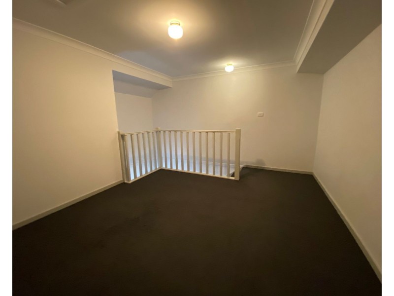 2/41-43 Jamison Road, Kingswood NSW 2340