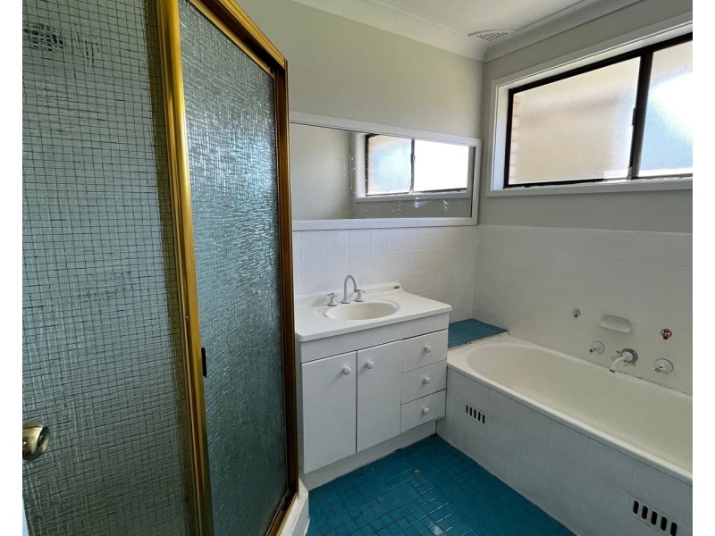 28 Greenway Drive, South Penrith NSW 2750