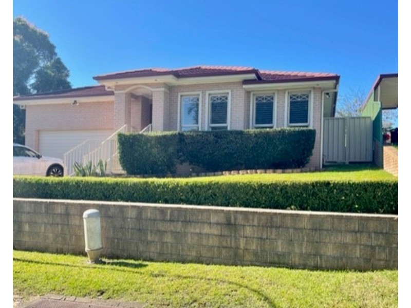 4 Barry Coe Place, Cranebrook NSW 2749