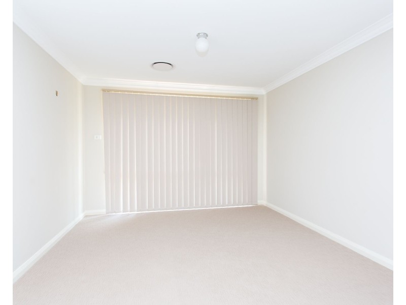 4 Barry Coe Place, Cranebrook NSW 2749