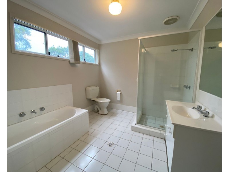 2/81 Castlereagh Street, Penrith NSW 2750