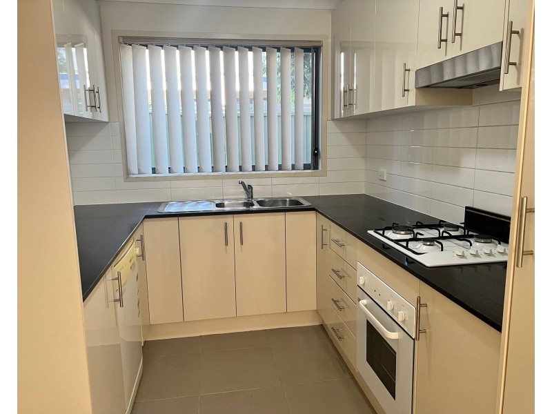 5/84 Woodlands Drive, Glenmore Park NSW 2745