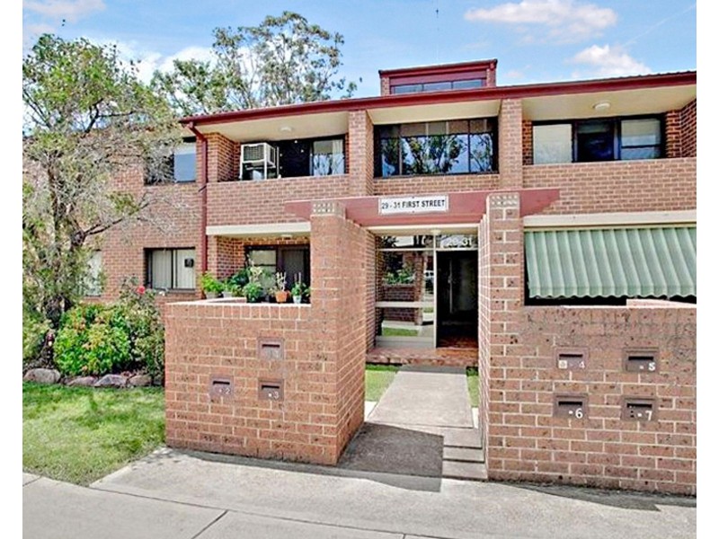 7/29-31 First Street, Kingswood NSW 2747