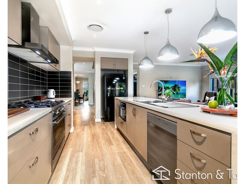 34 Shellbourne Place, Cranebrook NSW 2749