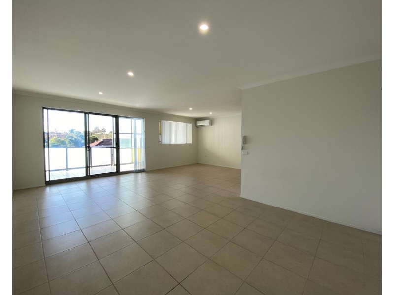 18/108 Lethbridge Street, Penrith NSW 2750