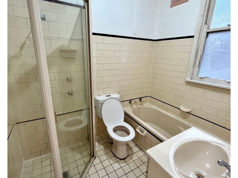 16B Barber Avenue, Penrith NSW 2750