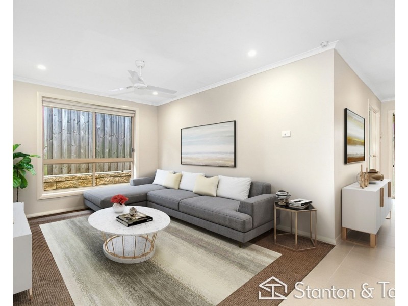 11 Sunrise Terrace, Glenmore Park NSW 2745