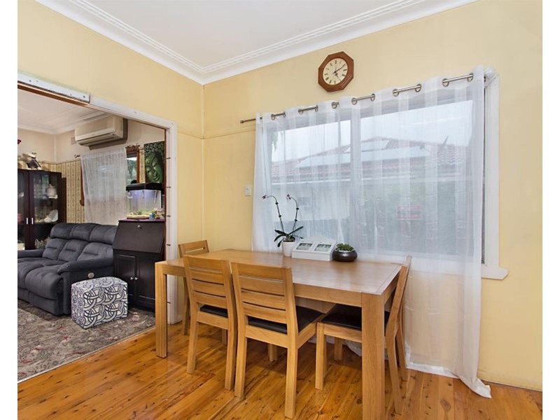 8 Hope Street, Penrith NSW 2750