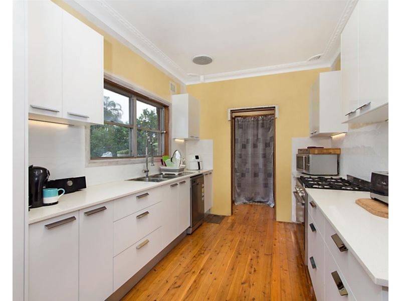 8 Hope Street, Penrith NSW 2750