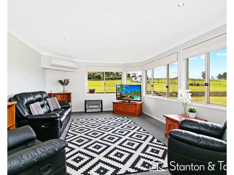 2055-2057 The Northern Road, Glenmore Park NSW 2745