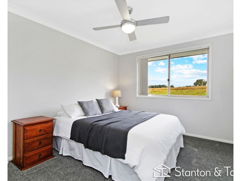 2055-2057 The Northern Road, Glenmore Park NSW 2745
