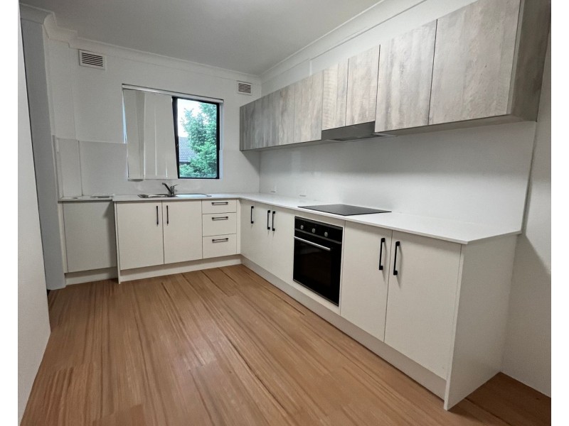 1/150 Great Western Highway, Kingswood NSW 2747