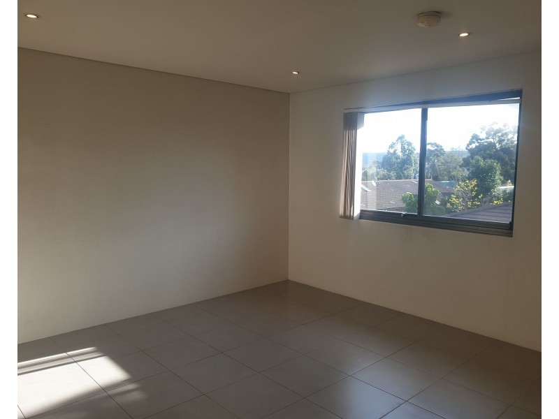 16/7-9 Regentville Road, Penrith NSW 2750