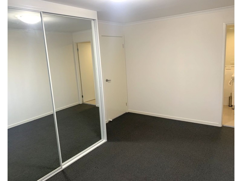 24/8 Colless Street, Penrith NSW 2750