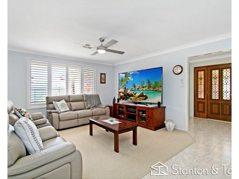 3 Turnberry Crescent, Glenmore Park NSW 2745
