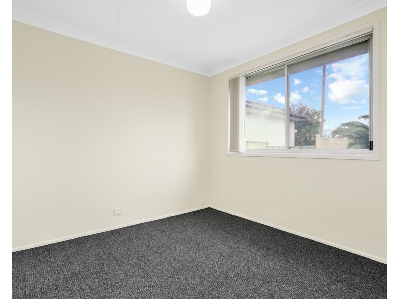 11 Lindsay Crescent, South Penrith NSW 2750