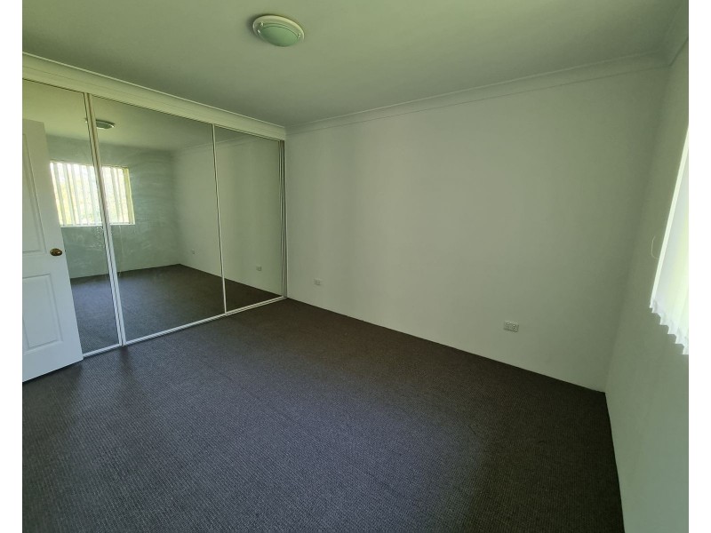 8/10-12 Dent Street, Penrith NSW 2750