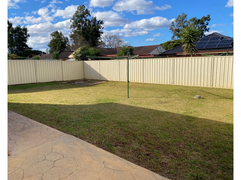 104 Sunflower Drive, Claremont Meadows NSW 2747