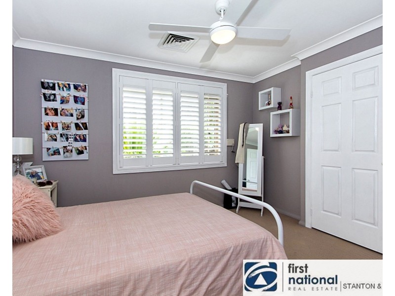 5 Kylie Tennant Close, Glenmore Park NSW 2745