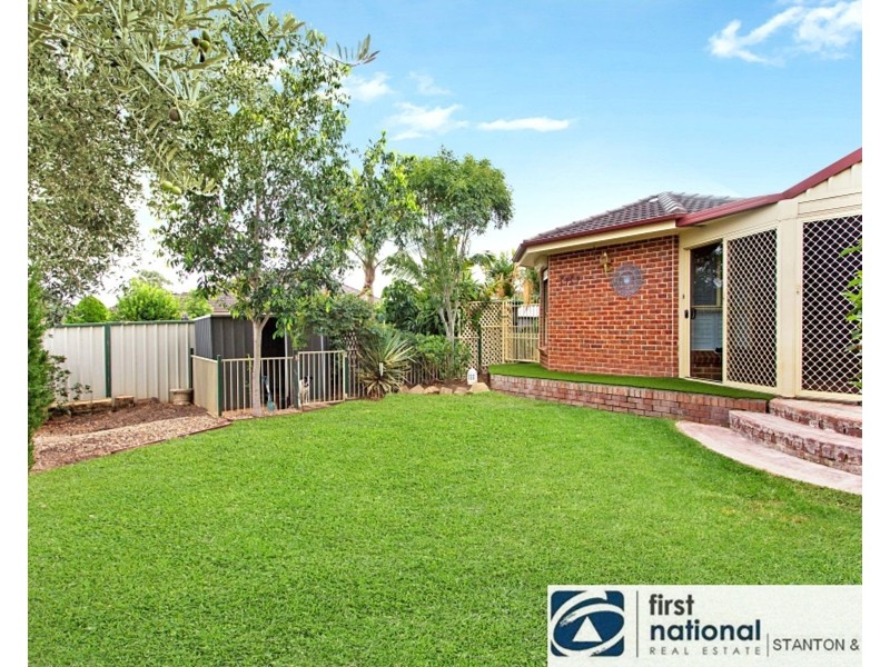 5 Kylie Tennant Close, Glenmore Park NSW 2745