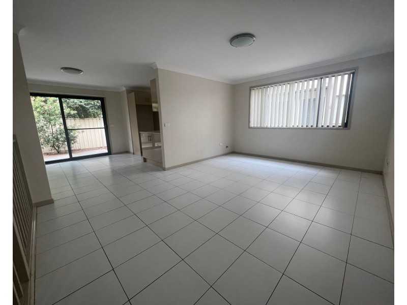 14/26 Luttrell Street, Glenmore Park NSW 2745