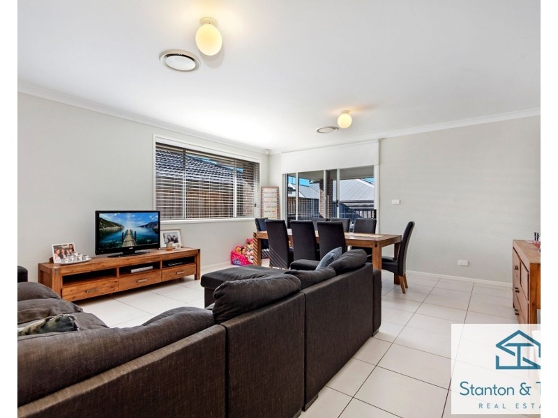 14 Hassall Way, Glenmore Park NSW 2745