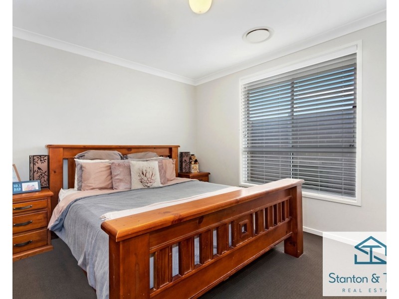 14 Hassall Way, Glenmore Park NSW 2745