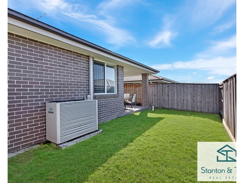 14 Hassall Way, Glenmore Park NSW 2745