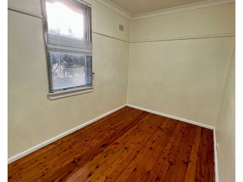 16B Barber Avenue, Penrith NSW 2750