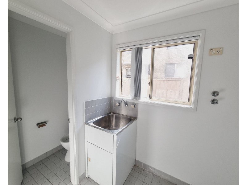 4/9-11 Thurston Street, Penrith NSW 2750