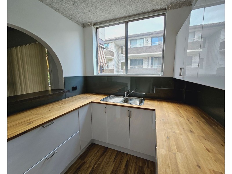 4/213 Derby Street, Penrith NSW 2750