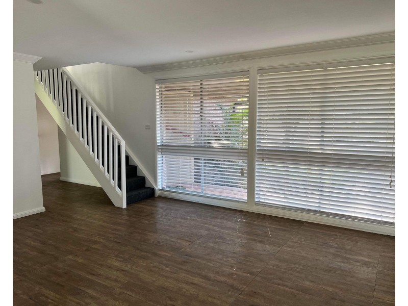 9 Lowanna Drive, South Penrith NSW 2750