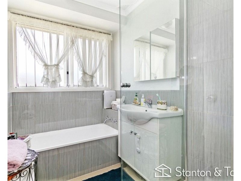 17 & 17A Moxham Street, Cranebrook NSW 2749