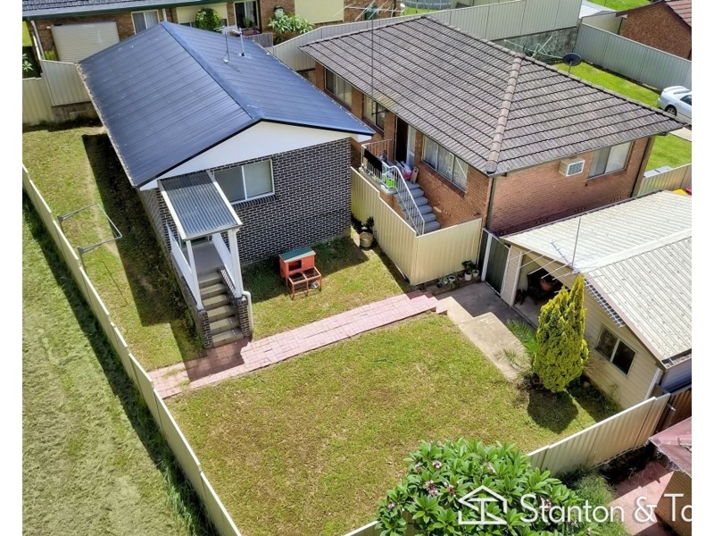 17 & 17A Moxham Street, Cranebrook NSW 2749