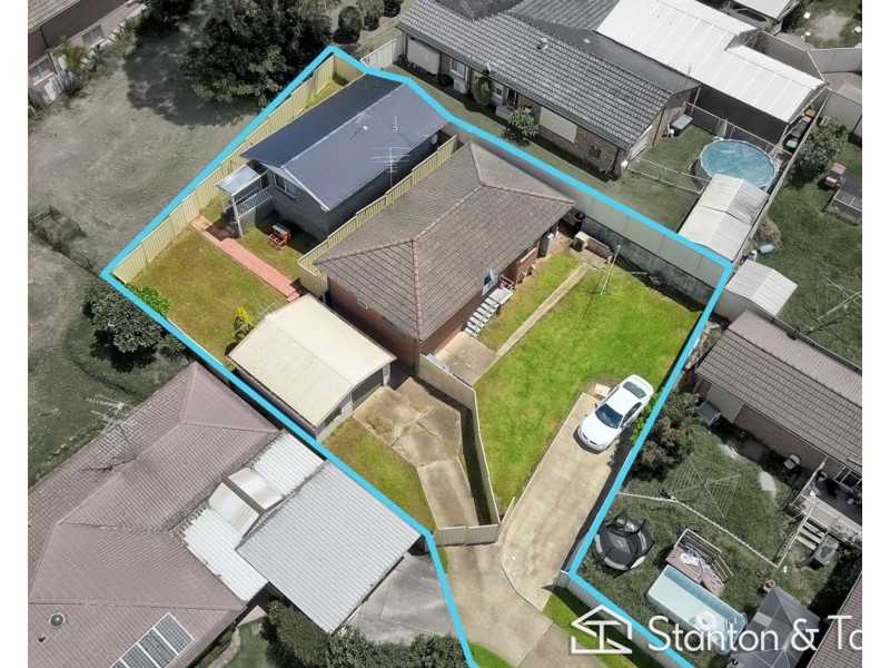 17 & 17A Moxham Street, Cranebrook NSW 2749
