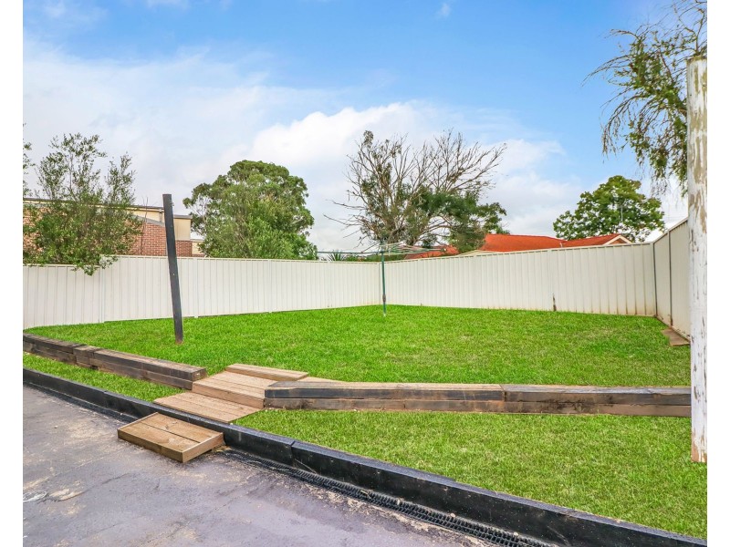 11 Paperbark Close, Glenmore Park NSW 2745