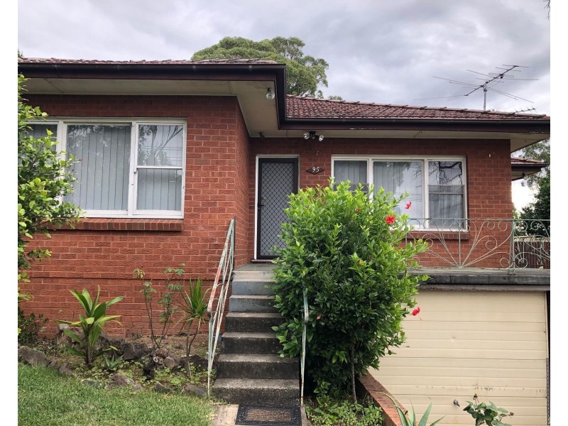 95 Bringelly Road, Kingswood NSW 2747