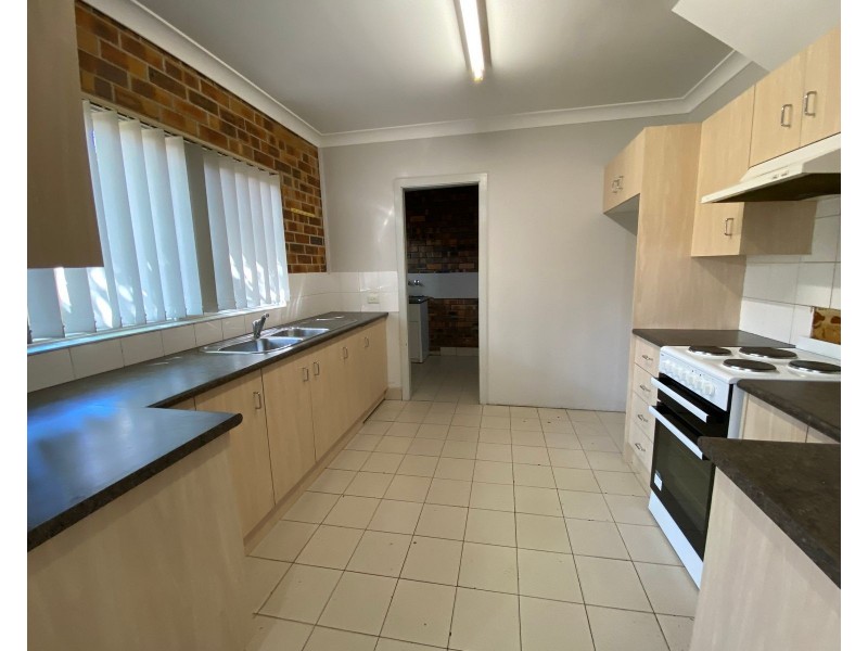 2/124 Lethbridge Street, Penrith NSW 2750