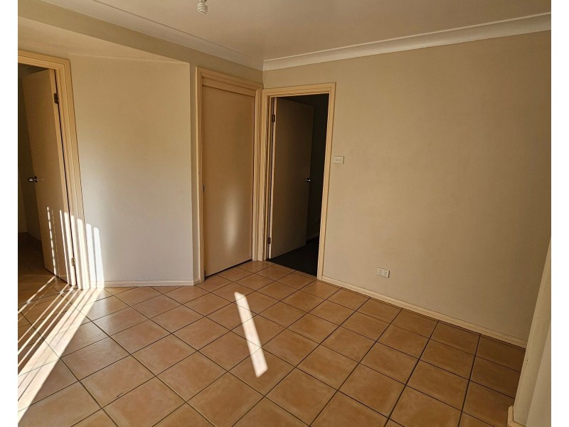 2/63 Jones Street, Kingswood NSW 2747