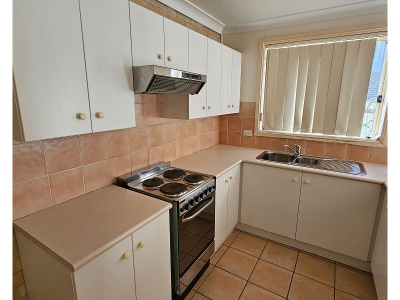 2/63 Jones Street, Kingswood NSW 2747