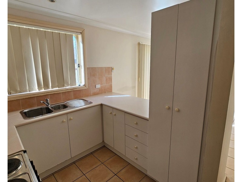 2/63 Jones Street, Kingswood NSW 2747