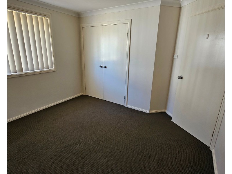 2/63 Jones Street, Kingswood NSW 2747