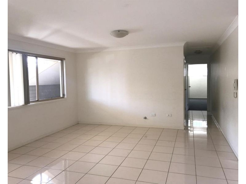 13/8 Colless Street, Penrith NSW 2750