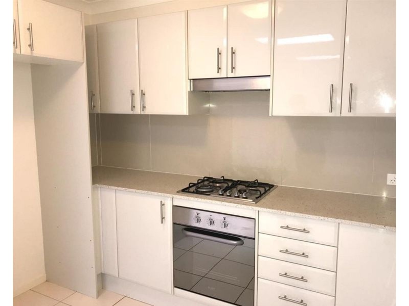 13/8 Colless Street, Penrith NSW 2750