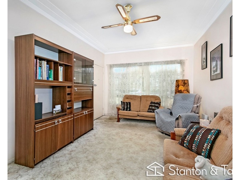 33 Rosedale Avenue, Penrith NSW 2750