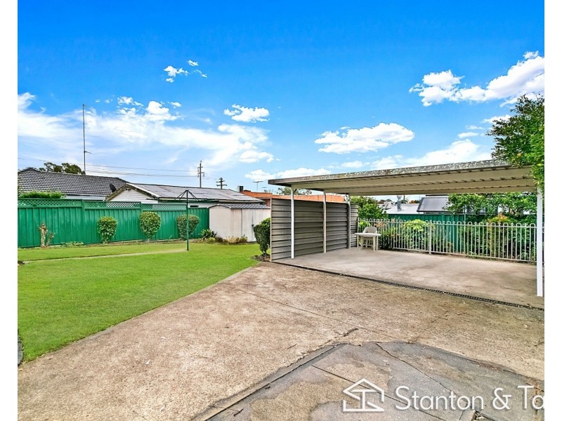 33 Rosedale Avenue, Penrith NSW 2750