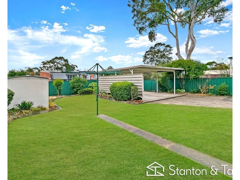 33 Rosedale Avenue, Penrith NSW 2750